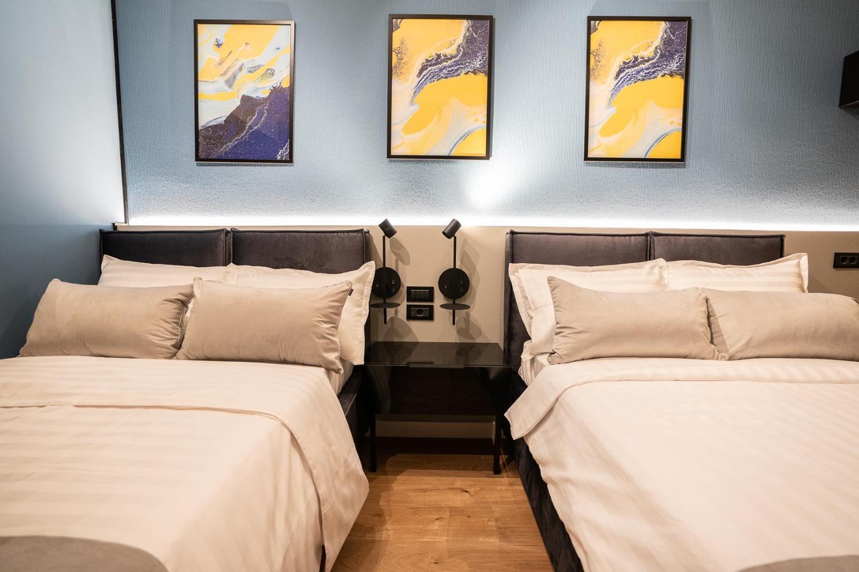 Emil Balaban Luxury Apart-Hotel Bukares Bagian luar foto