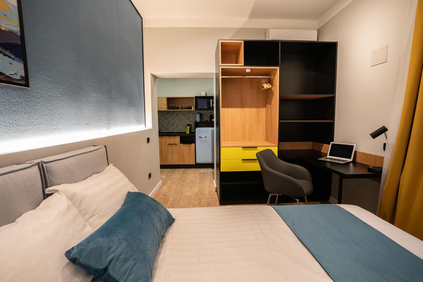 Emil Balaban Luxury Apart-Hotel Bukares Bagian luar foto